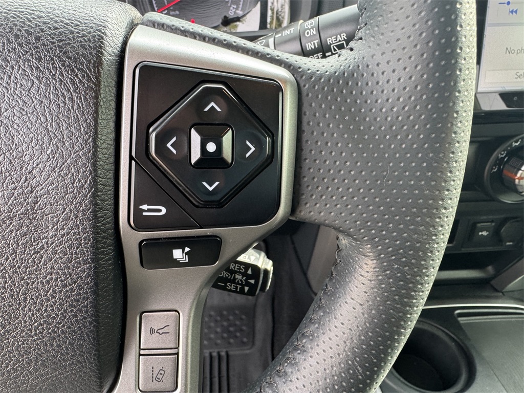 2020 Toyota 4Runner SR5 Premium photo 28