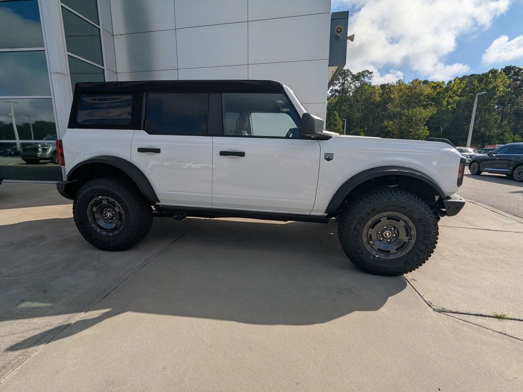 2025 Ford Bronco Big Bend photo 3