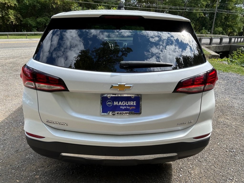 2022 Chevrolet Equinox LT photo 3
