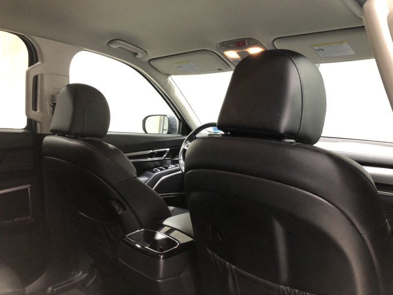 2023 Kia Telluride LX photo 11