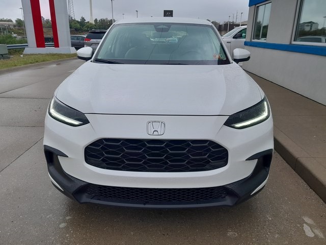 2023 Honda HR-V LX photo 2