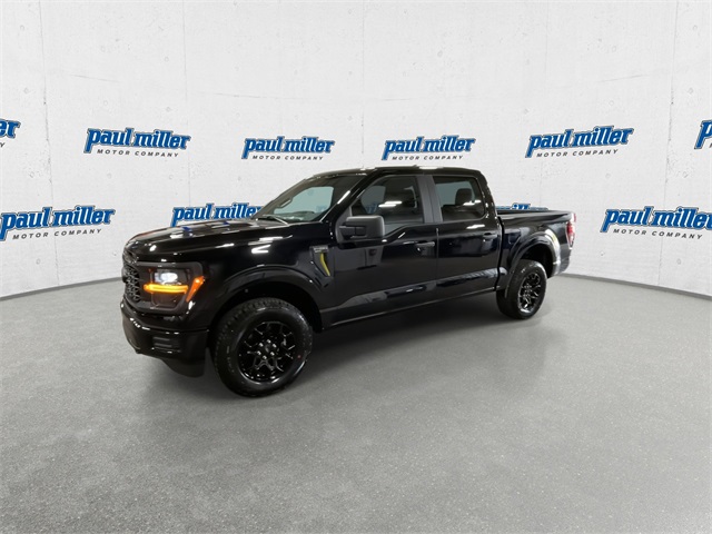 2025 Ford F-150 STX photo 4