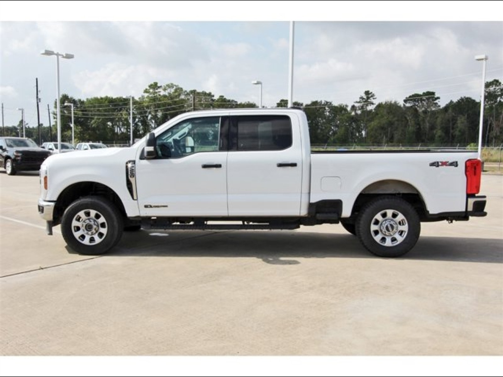 2024 Ford Super Duty F-250 SRW XLT - 2