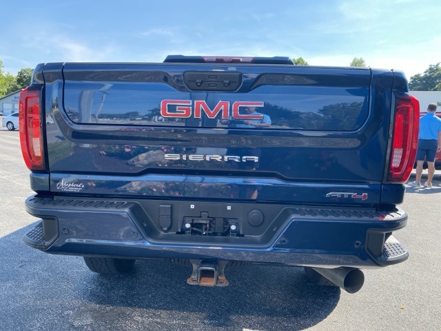 2022 Gmc Sierra 2500 HD AT4 photo 3