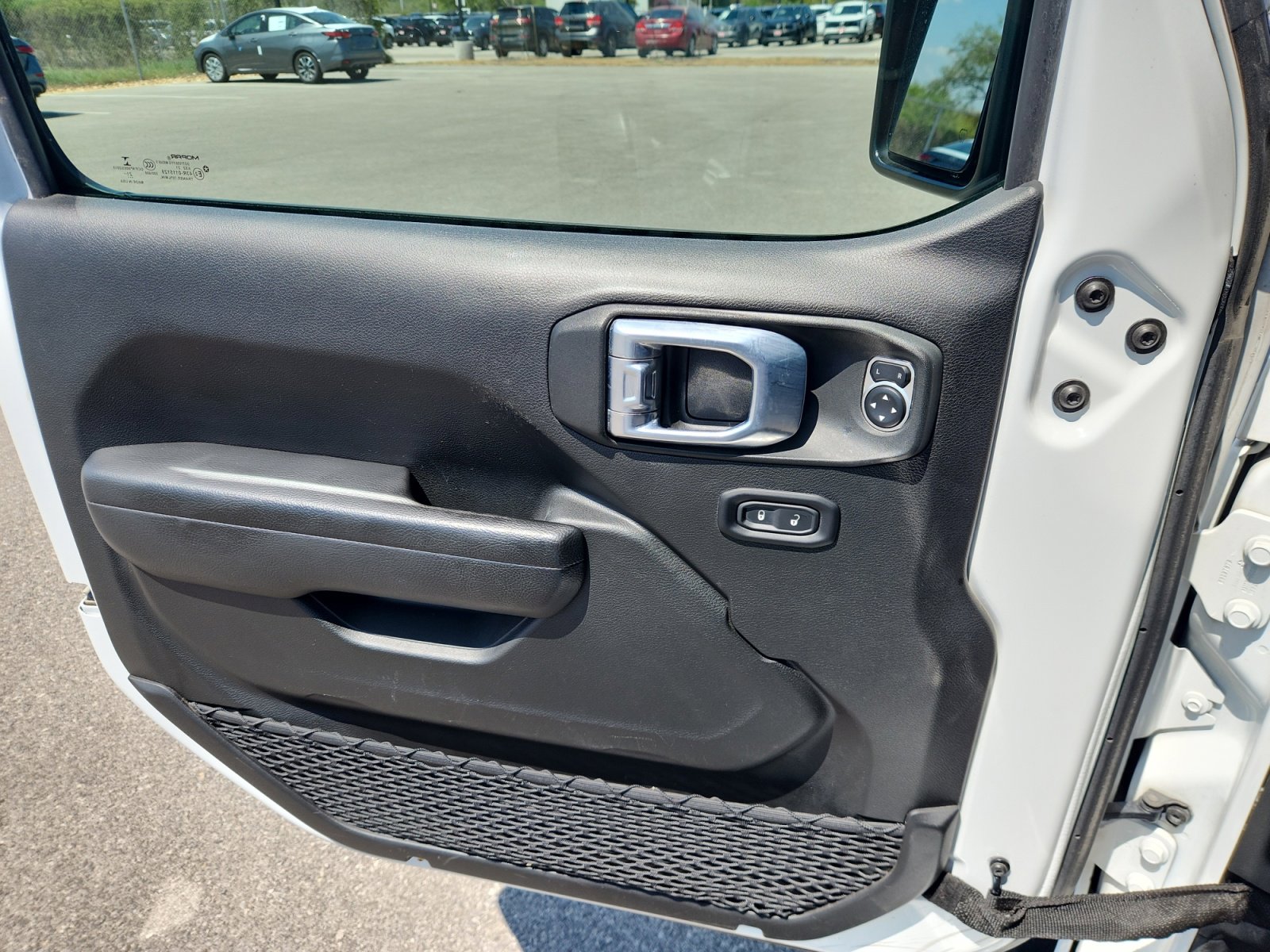 2021 Jeep Wrangler Unlimited Willys photo 22