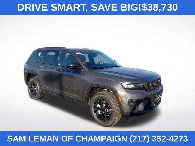 2025 Jeep Grand Cherokee Altitude's photo