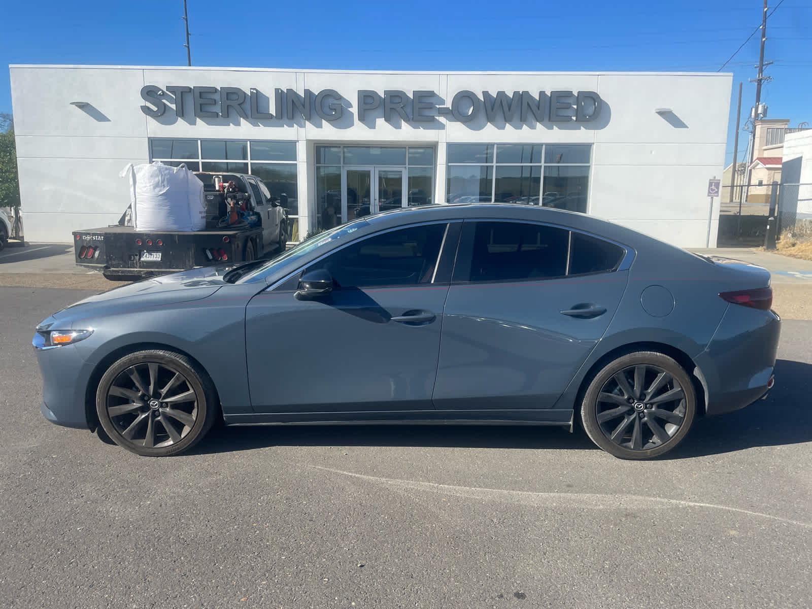 2023 Mazda Mazda3 Carbon Edition