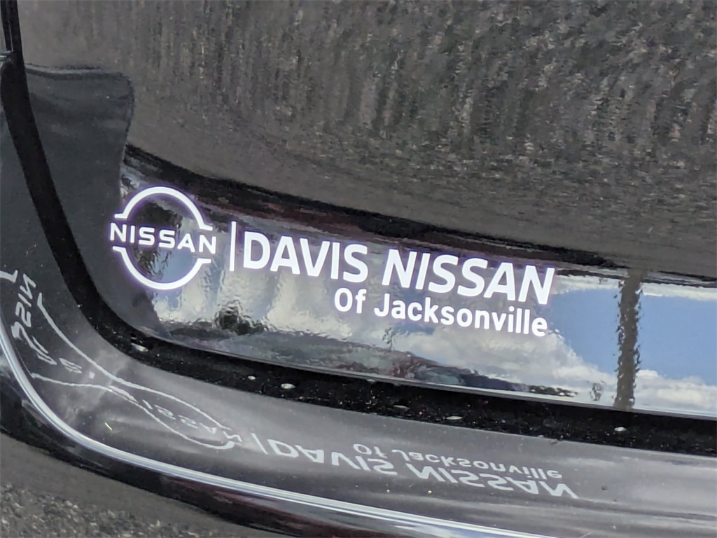 2025 Nissan Armada SV photo 12