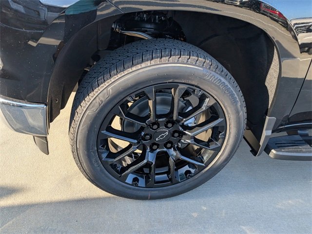 2026 Chevrolet Silverado 1500 LT photo 4