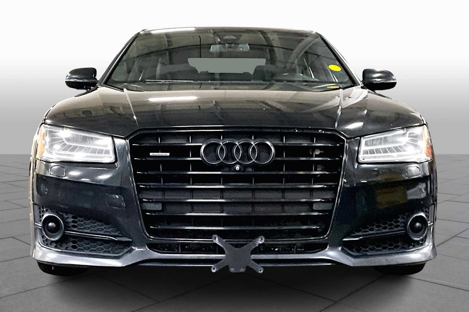 2017 Audi A8 L 3.0T photo 3