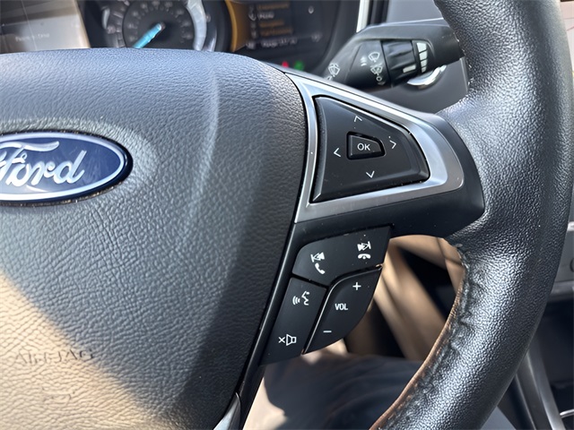 2020 Ford Fusion Hybrid Titanium photo 25