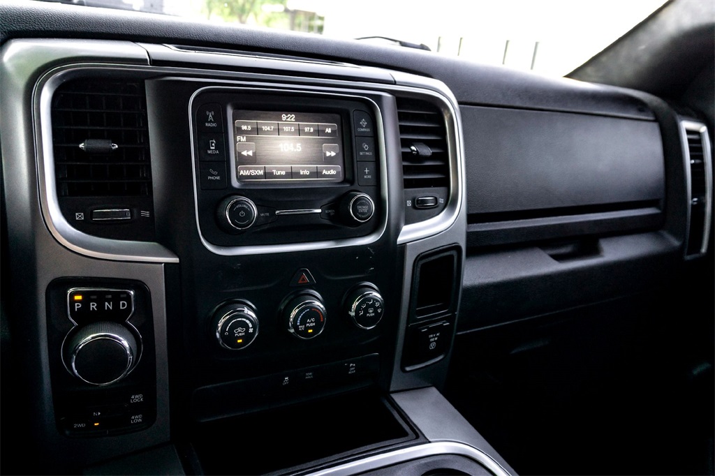 2022 Ram 1500 Classic Warlock photo 21