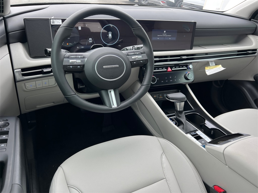 2025 Hyundai Tucson SEL Convenience photo 11