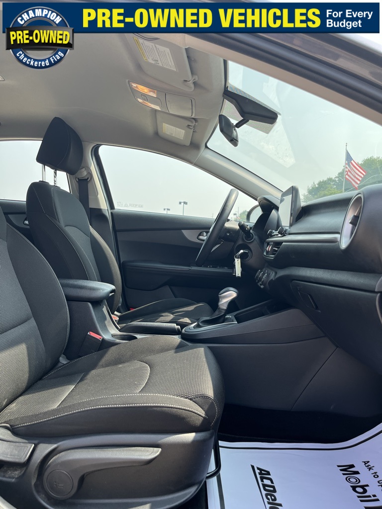 2021 Kia Forte LXS photo 29