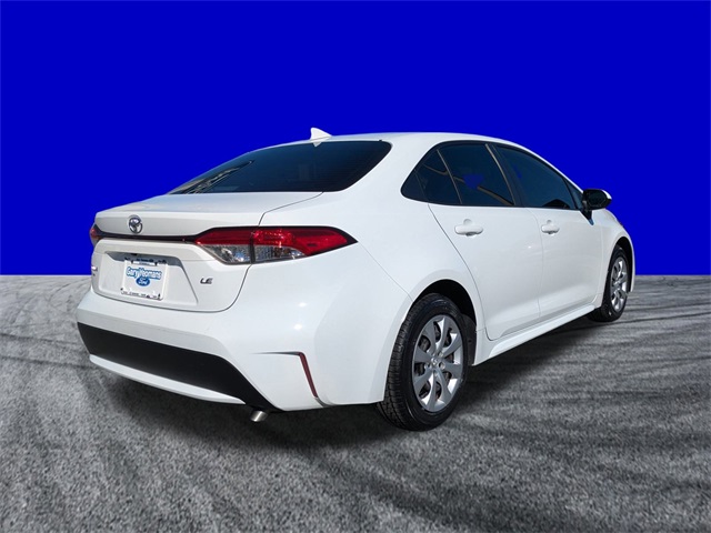 2022 Toyota Corolla LE photo 4