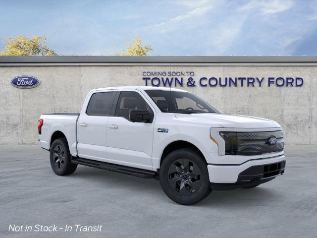 2025 Ford F-150 Lightning photo 18