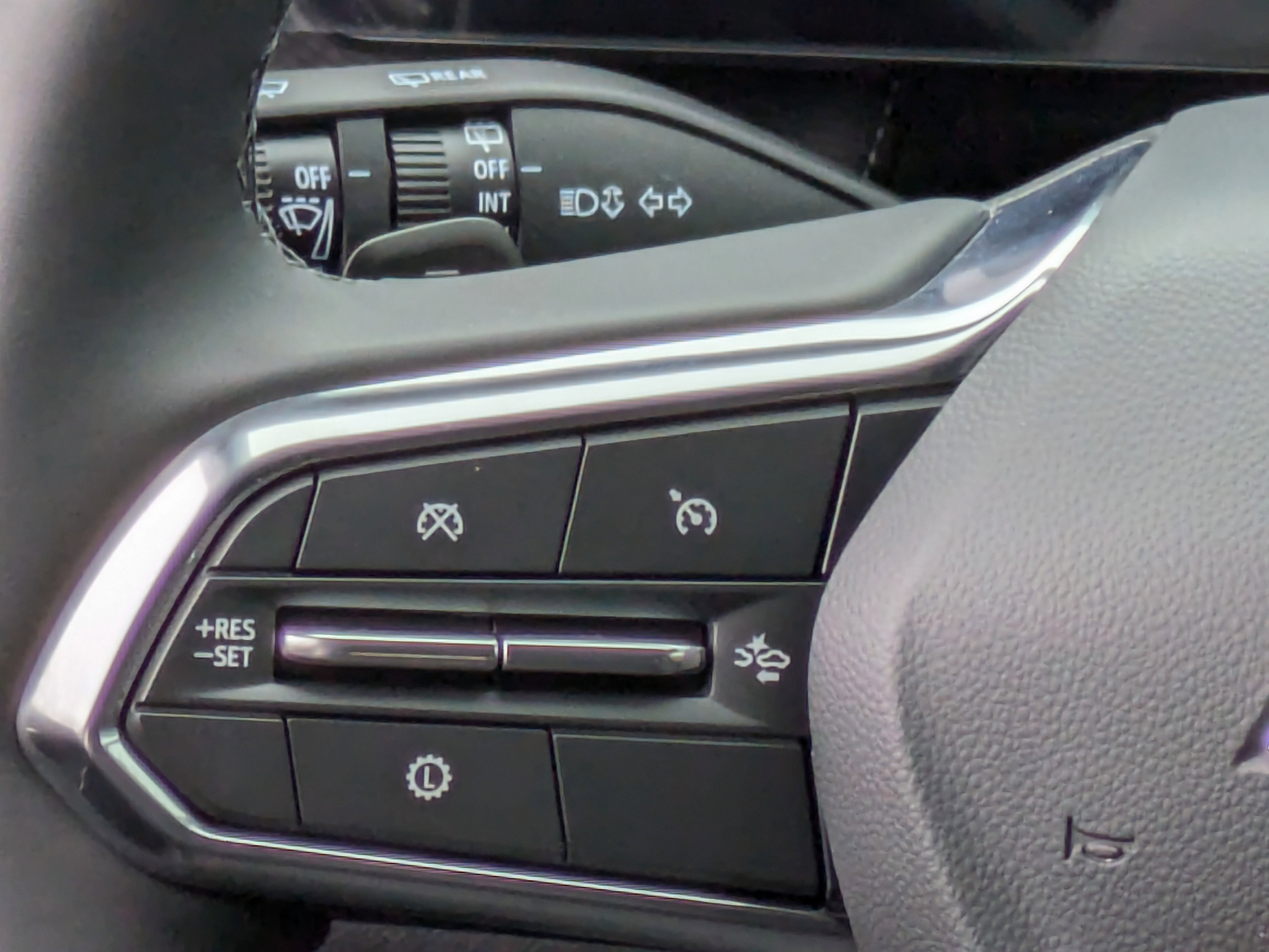 2026 Chevrolet Equinox LT photo 3