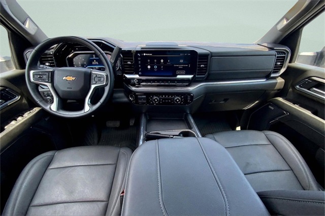 2024 Chevrolet Silverado 2500HD LTZ photo 8
