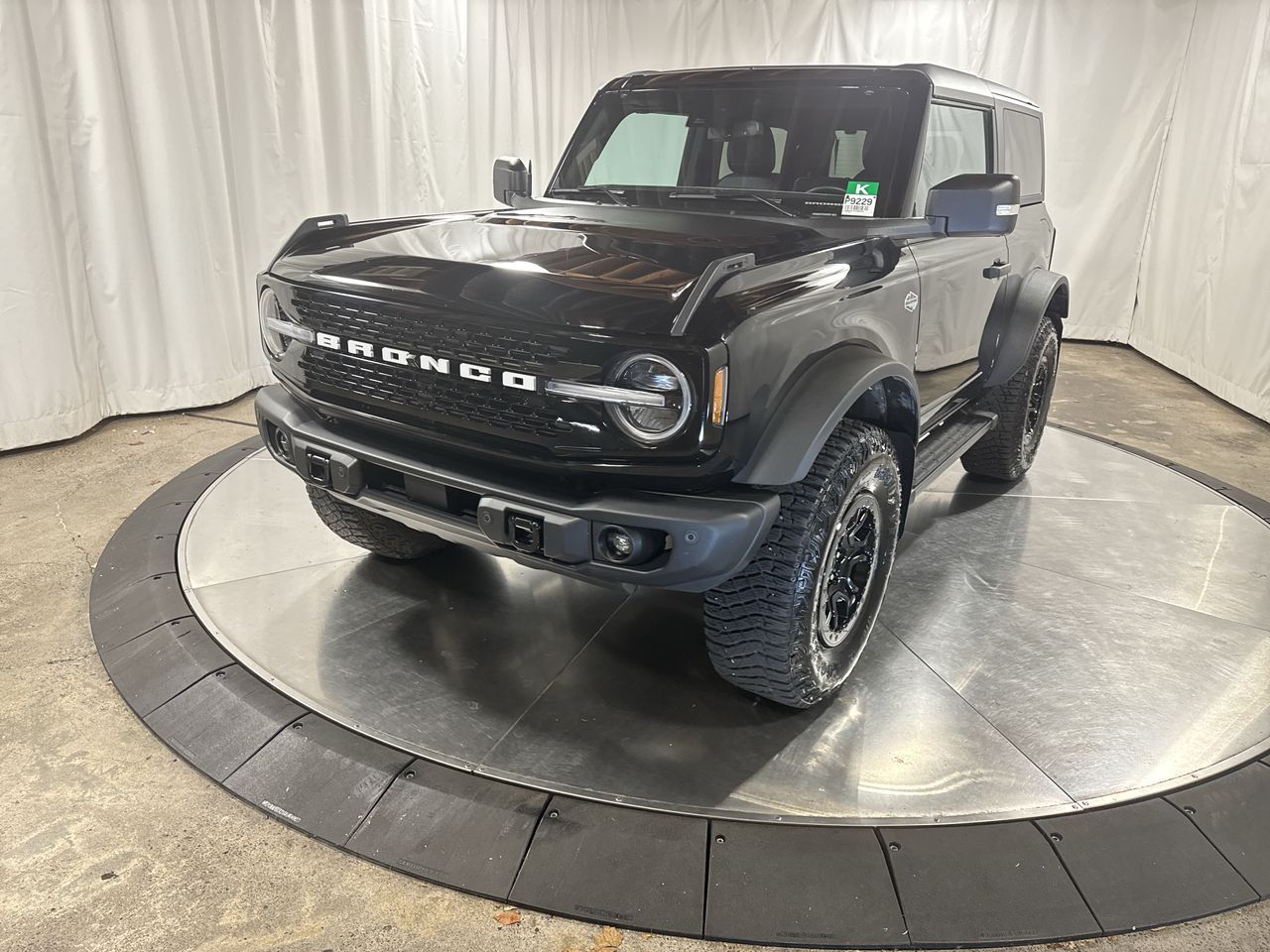 2023 Ford Bronco 2-Door Wildtrak's photo