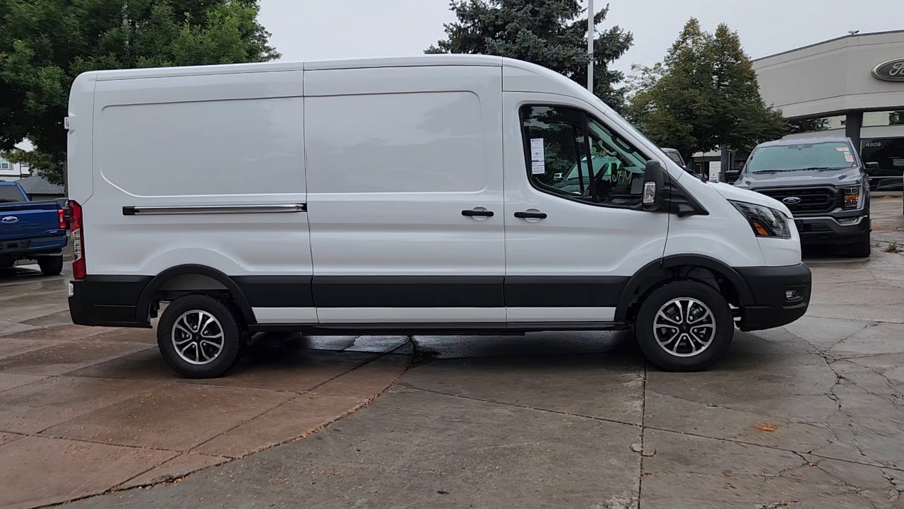 2025 Ford Transit photo 8
