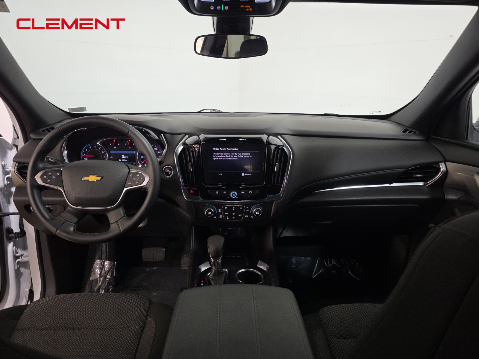 2023 Chevrolet Traverse 1LT photo 6