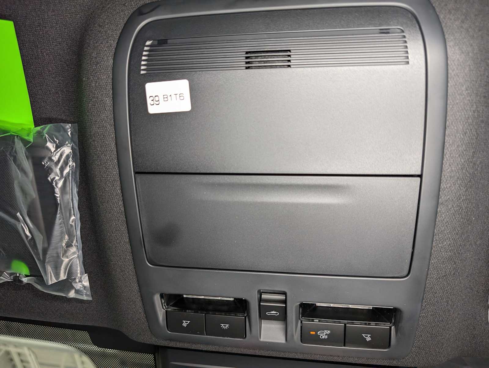 2025 Mazda Mazda3 Hatchback 2.5 s Preferred photo 25