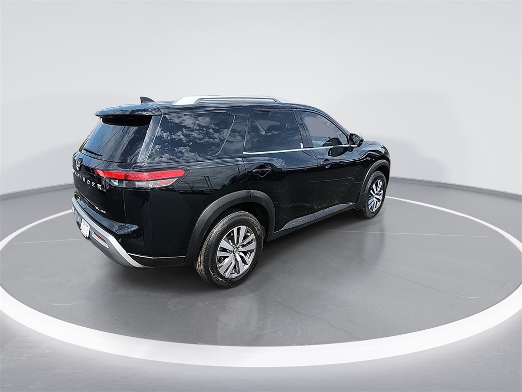 2022 Nissan Pathfinder SL photo 8