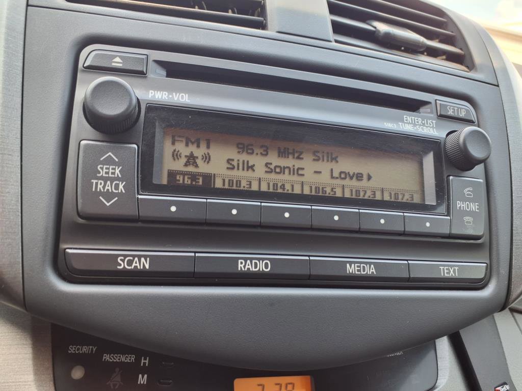 2012 Toyota RAV4 Base photo 4