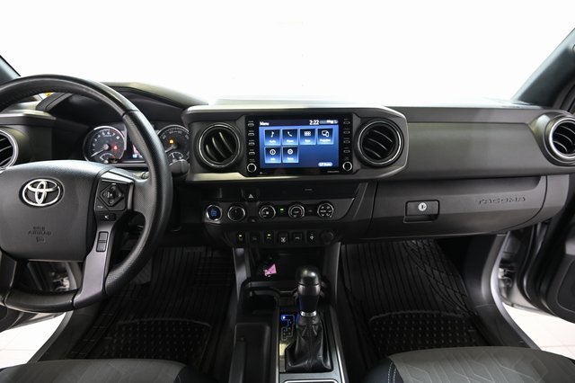 2020 Toyota Tacoma TRD Off-Road photo 2