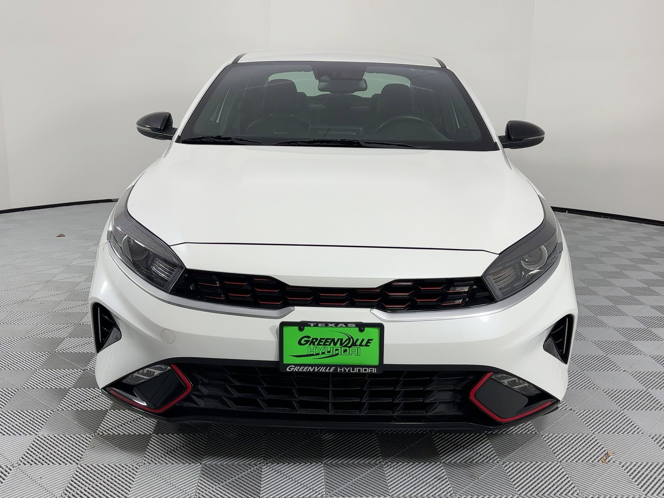 2023 Kia Forte GT-Line photo 4