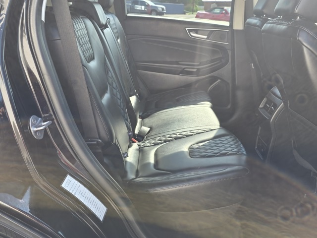 2024 Ford Edge Titanium photo 21