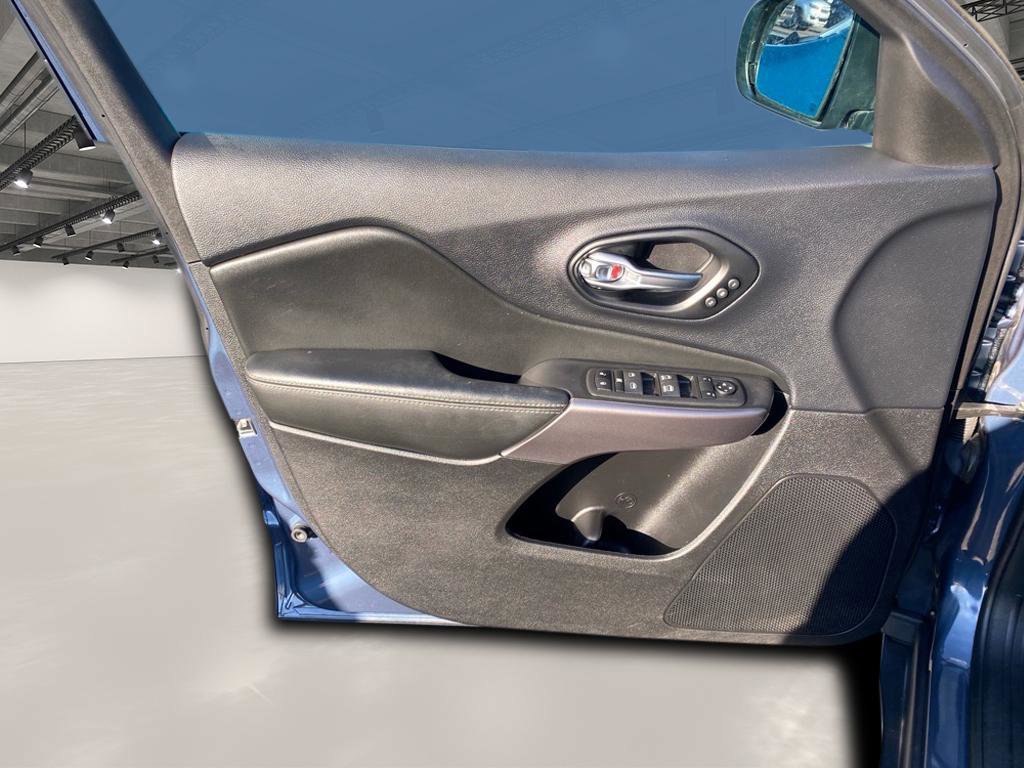 2022 Jeep Cherokee Limited photo 4