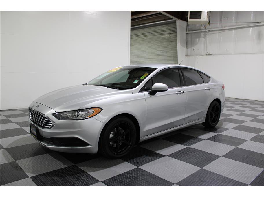 2017 Ford Fusion SE photo 7