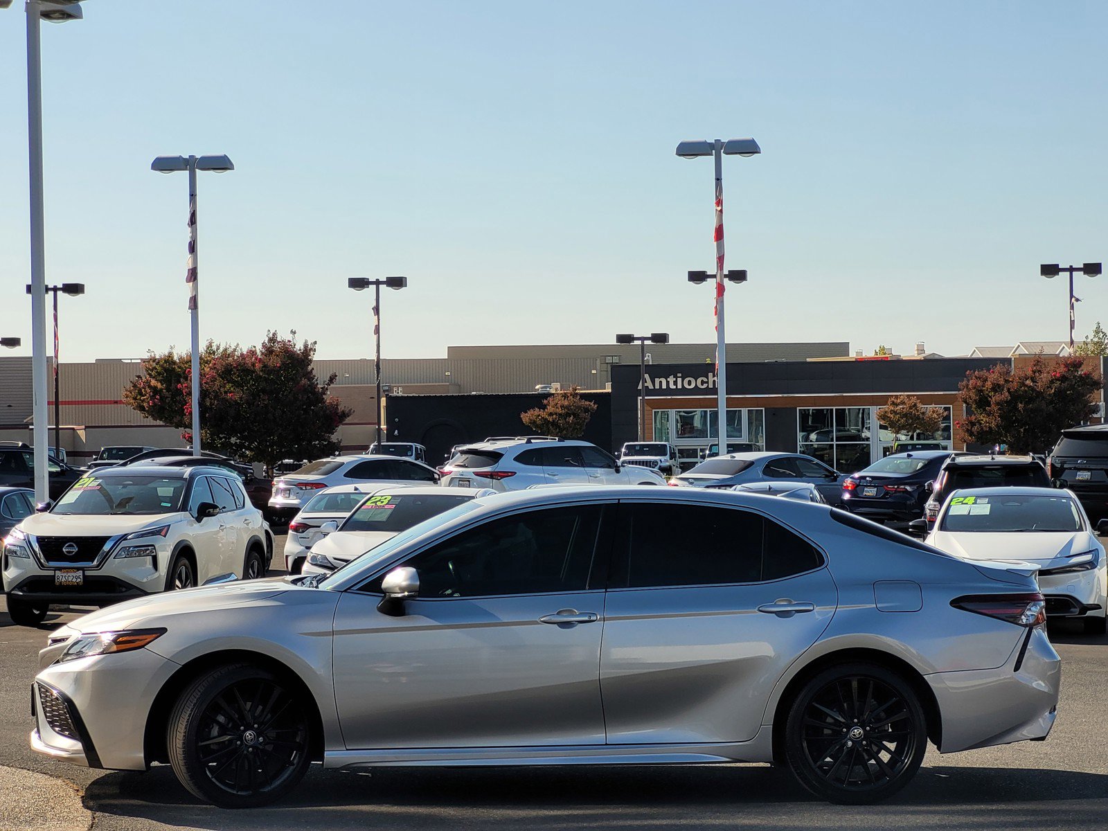 2023 Toyota Camry XSE photo 7