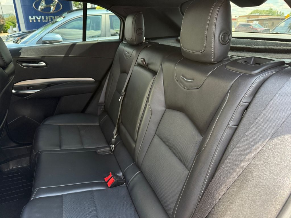2021 Cadillac XT4 Premium Luxury photo 17