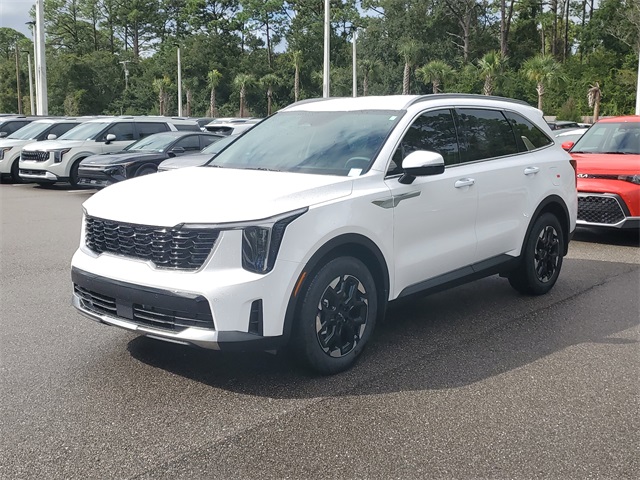 2026 Kia Sorento S photo 3