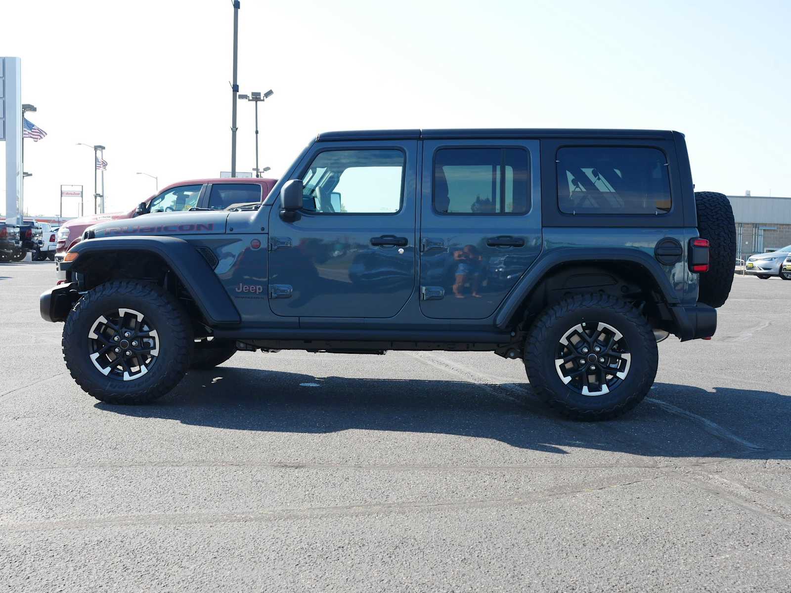 2025 Jeep Wrangler Rubicon photo 4