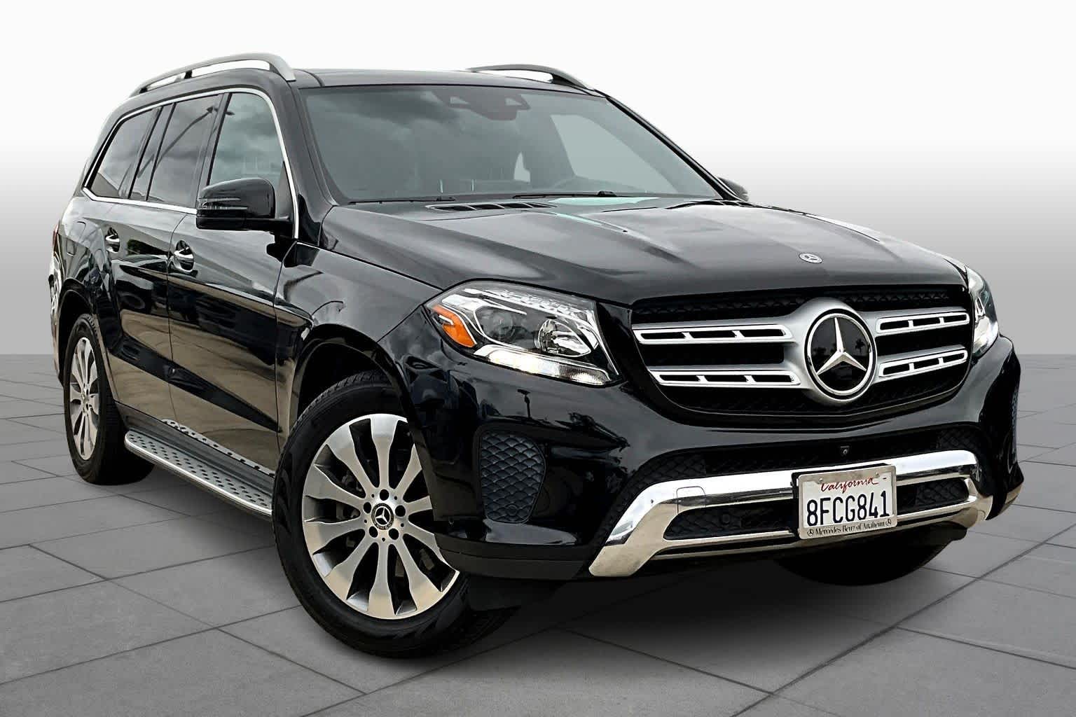 2018 Mercedes Benz GLS 450 4MATIC photo 2