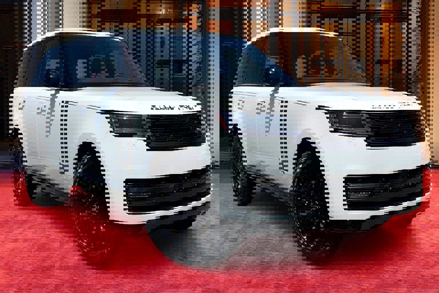 2025 Land Rover Range Rover SE photo 10