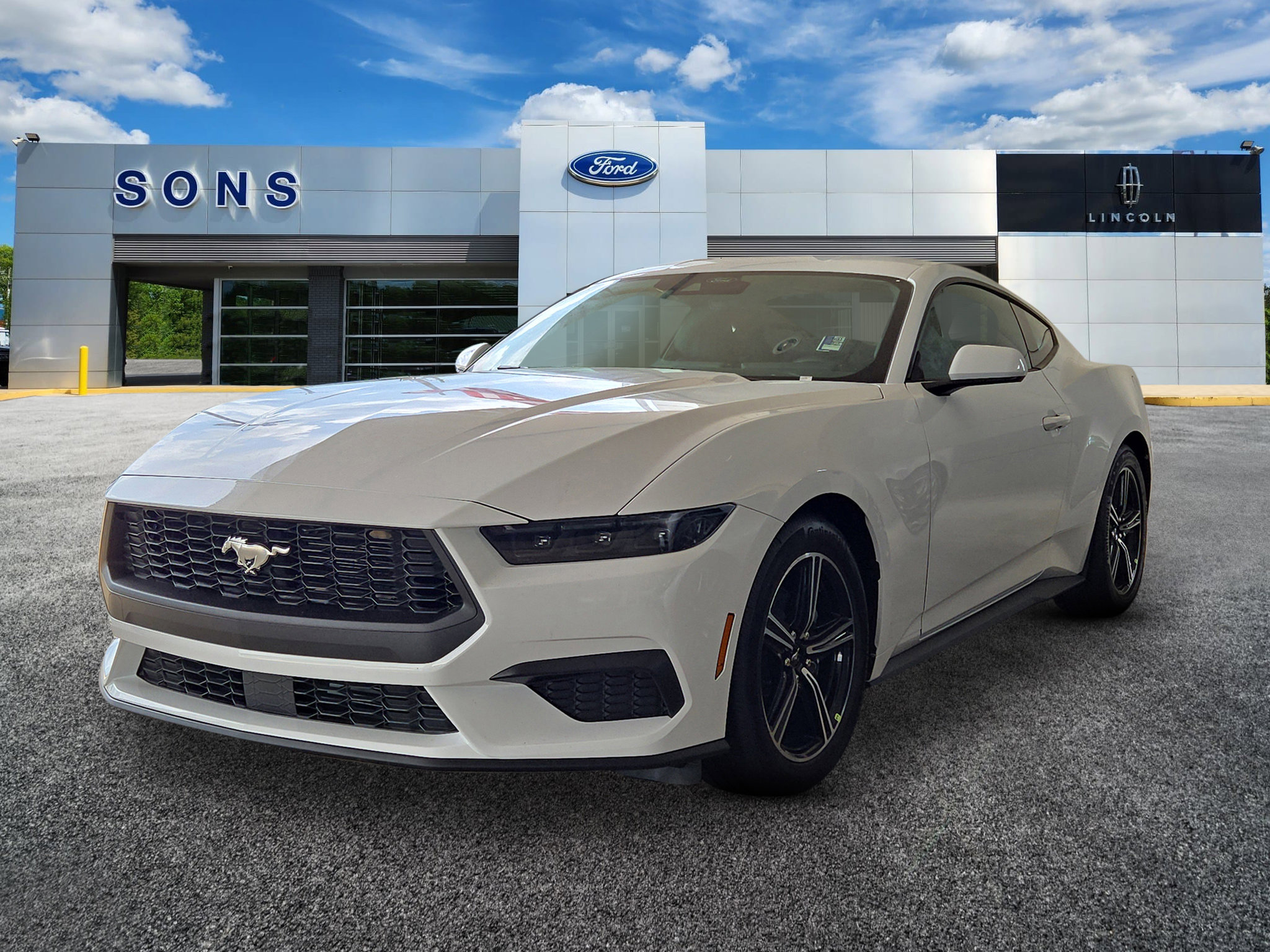 2025 Ford Mustang EcoBoost's photo