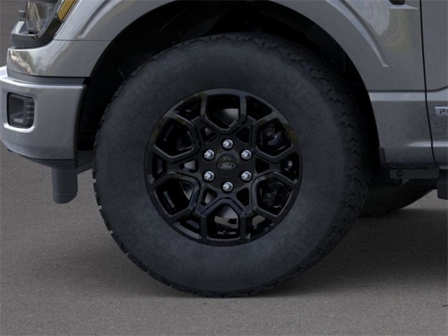 2025 Ford F-150 XLT photo 19