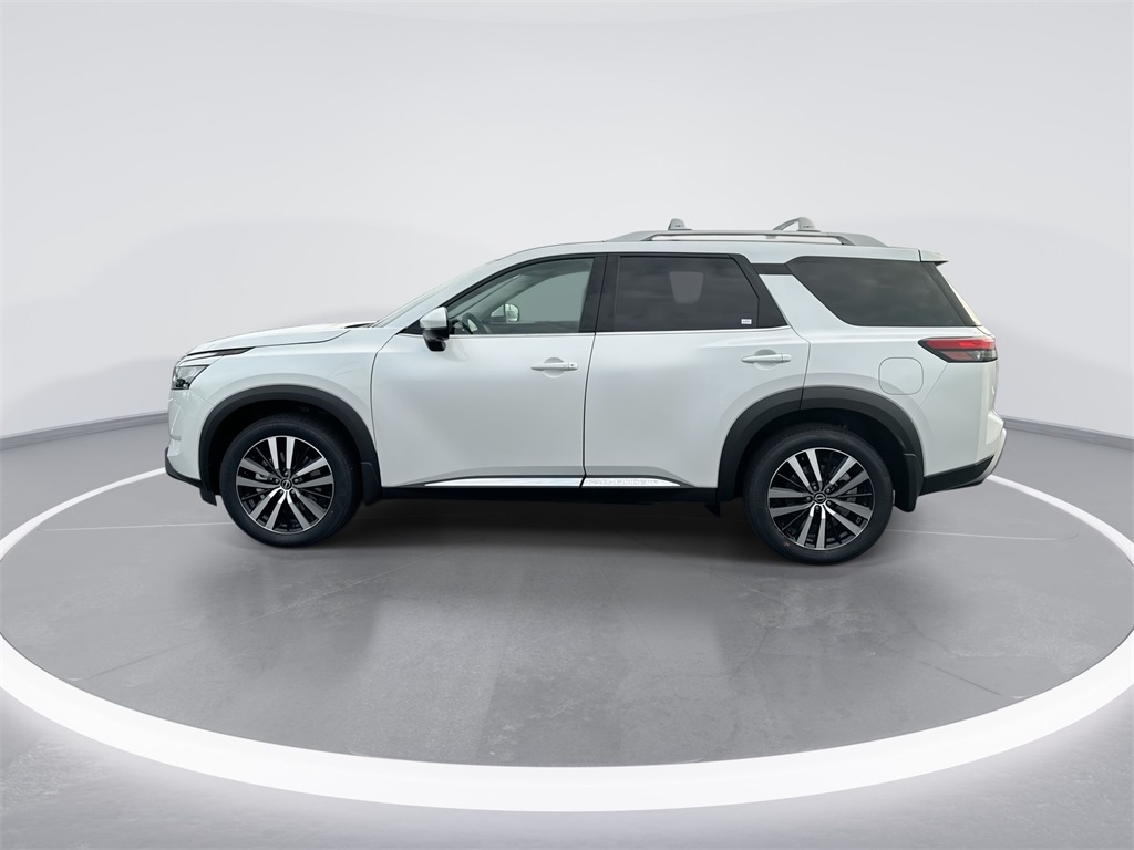 2025 Nissan Pathfinder Platinum photo 5