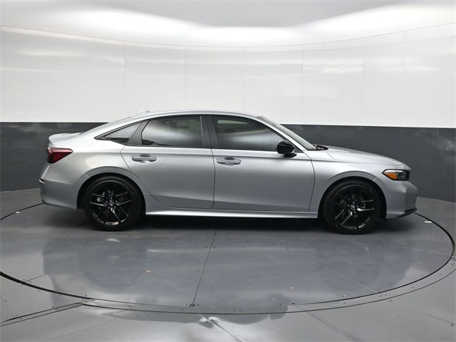 2026 Honda Civic Sport photo 2