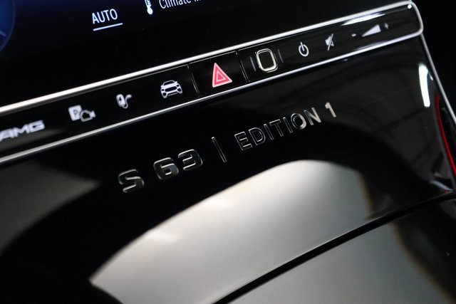 2024 Mercedes Benz S AMG 63 E PERFORMANCE photo 35