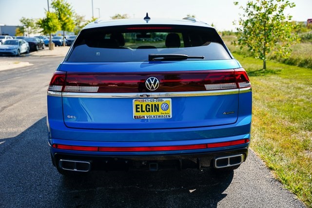 2024 Volkswagen Atlas Cross Sport SEL R-Line photo 32