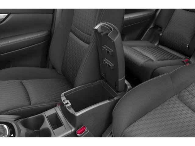 2020 Nissan Rogue SV photo 12