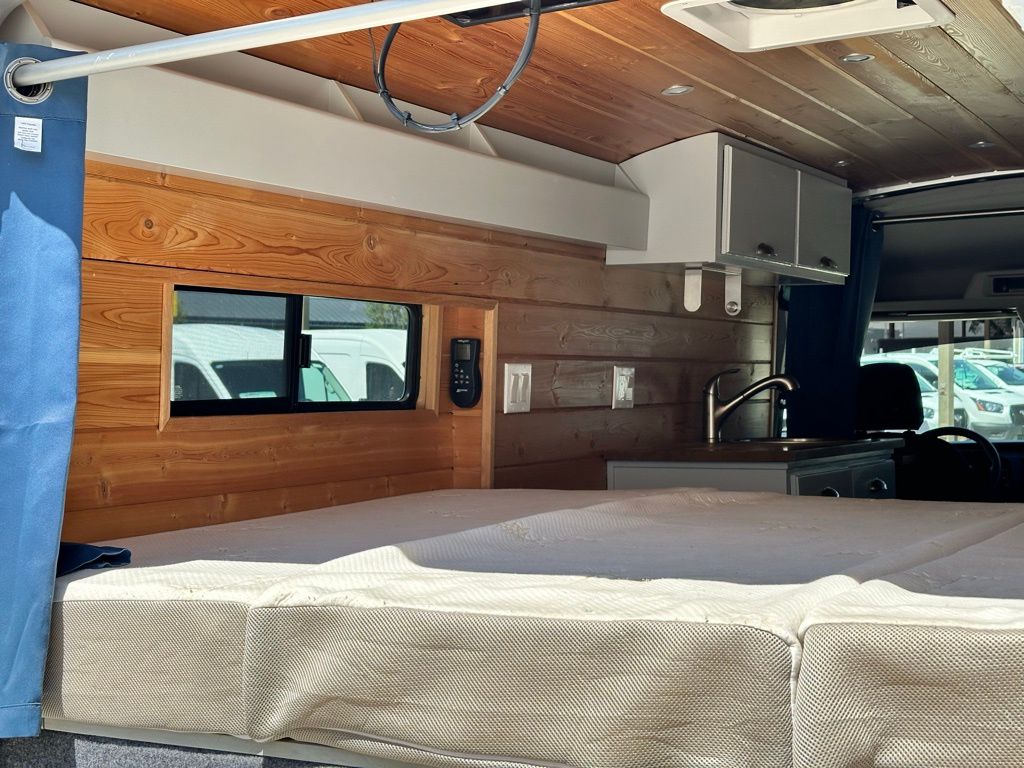 2020 Ford Transit 250