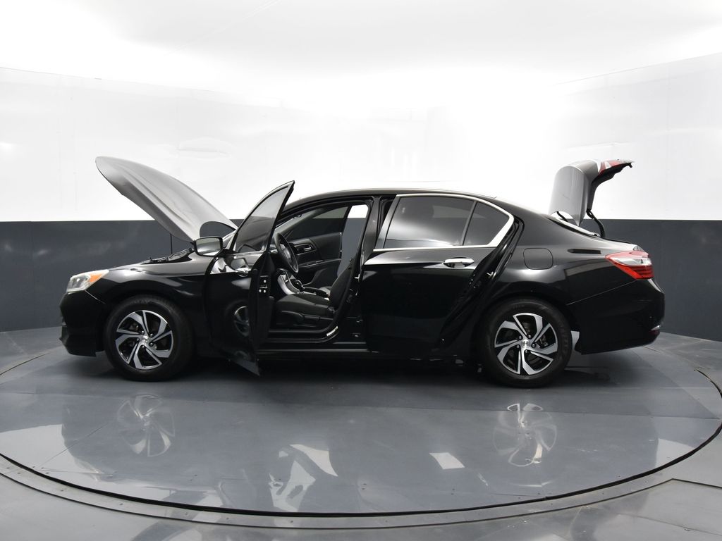 2016 Honda Accord LX photo 33