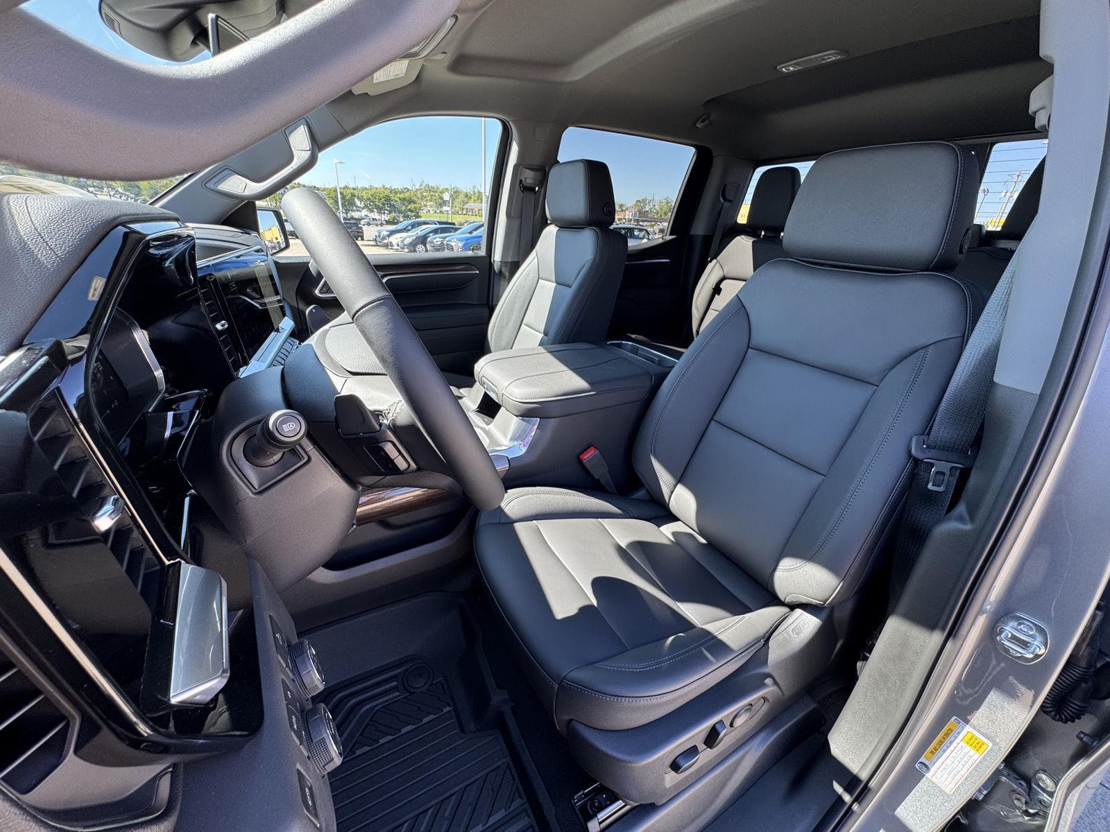 2026 Chevrolet Silverado 1500 LT Trail Boss photo 2