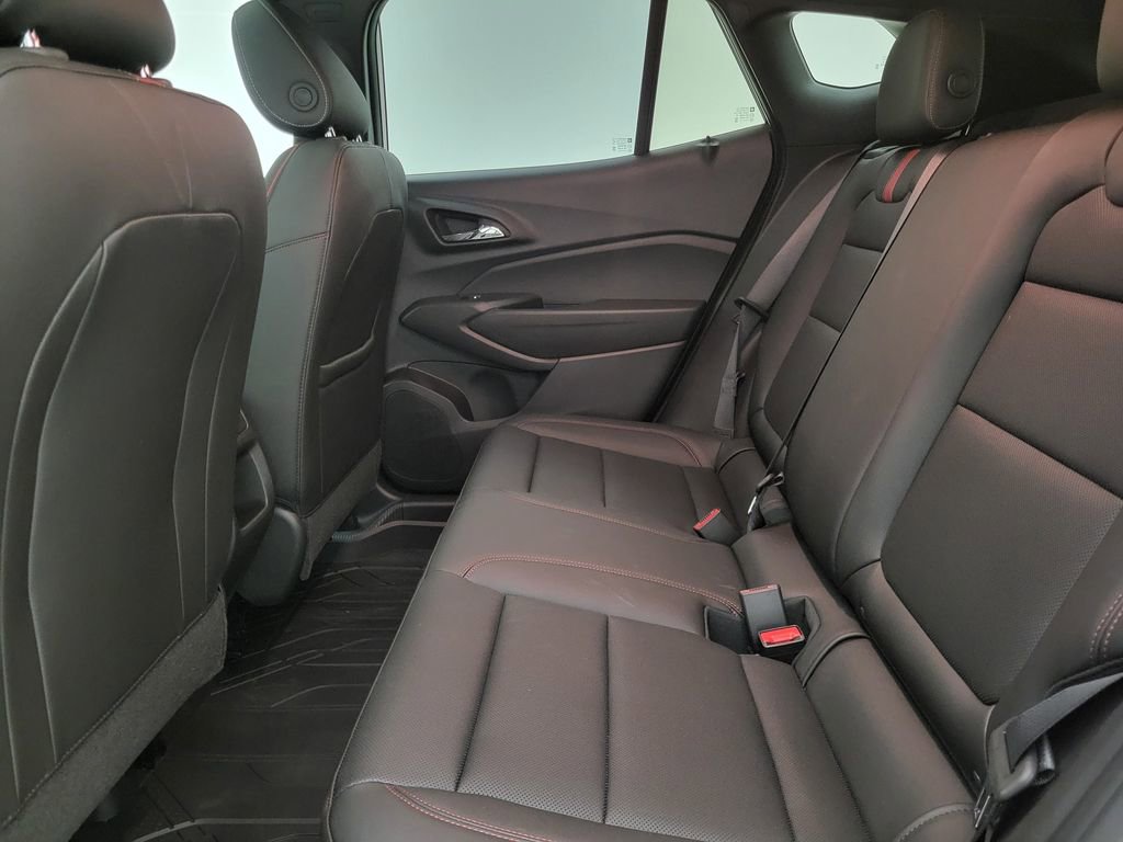 2025 Chevrolet Trax photo 35